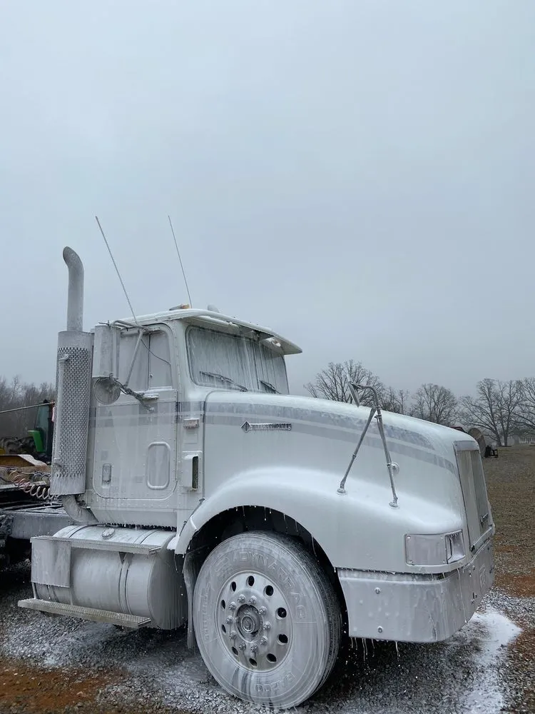 Affordable lawn care service near you in Doniphan, MO by Nick's Lawn Maintenance & Powerwashing