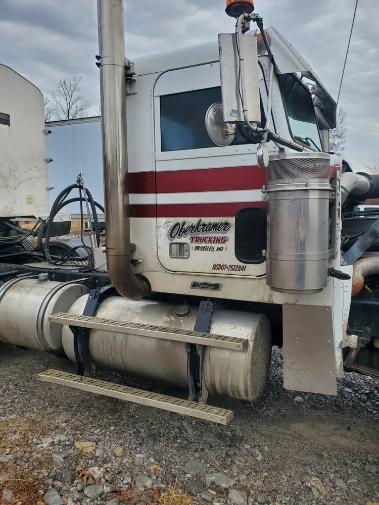 Local yard cleanup service for year-round maintenance across Doniphan, MO - Nick's Lawn Maintenance & Powerwashing