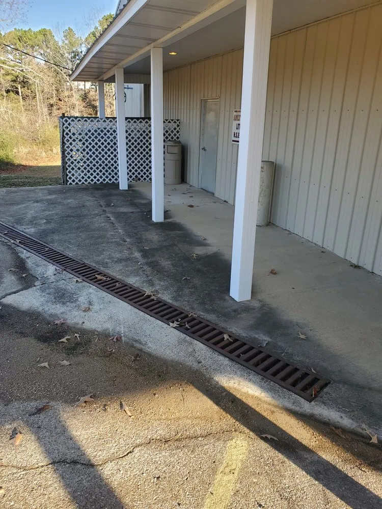 Custom landscape installation in Doniphan, MO by Nick's Lawn Maintenance & Powerwashing