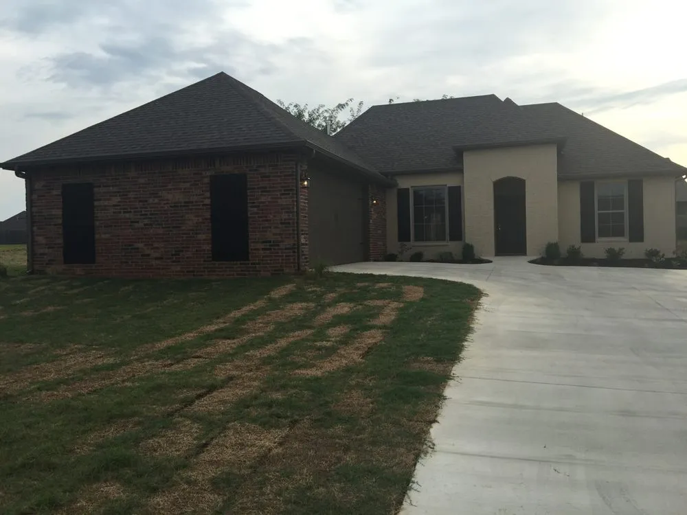 Expert residential landscaping for beautiful yards across Muskogee, OK - Nick's Lawn Maintenance