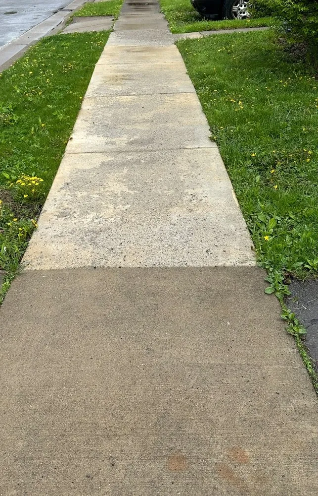 Affordable lawn mowing service experts serving West Seneca, NY - Nicks mowing service