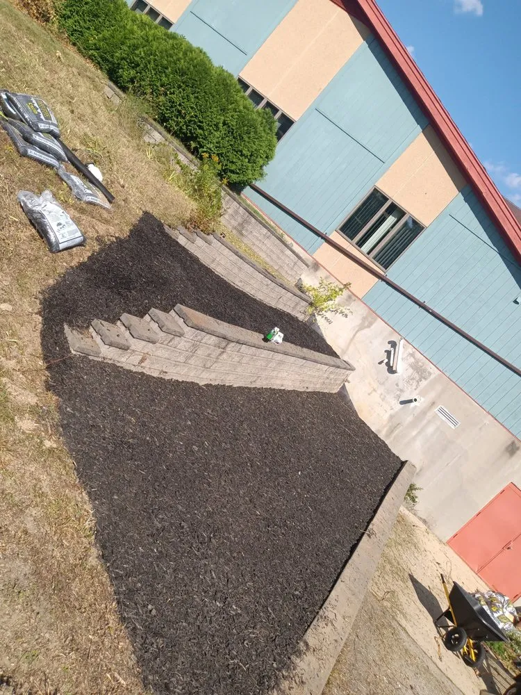 Custom lawn mowing service experts serving Flint, MI - Nick's Outdoor services