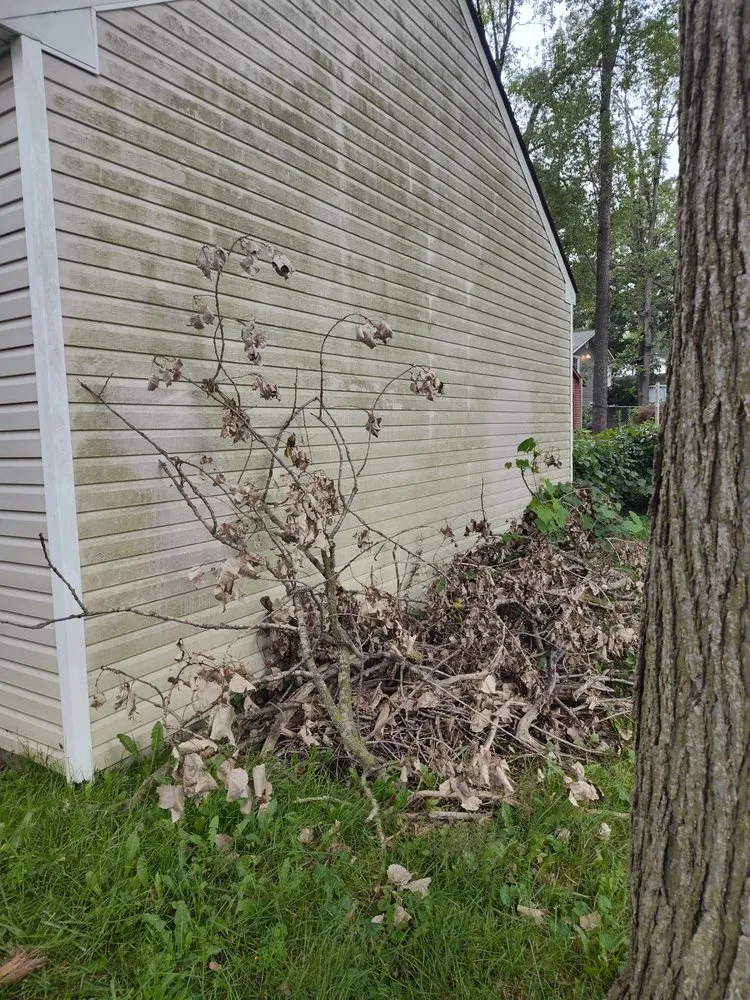 Custom lawn mowing service for beautiful yards in Flint, MI by Nick's Outdoor services