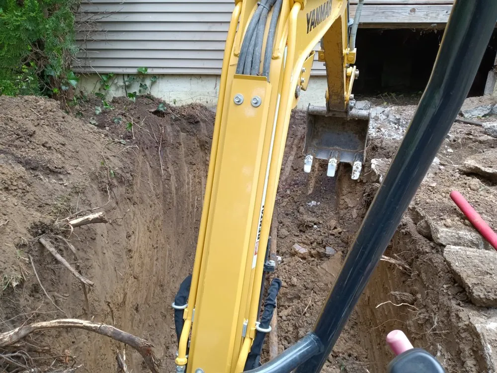 Affordable yard cleanup service with custom design in Flint, MI by Nick's Outdoor services