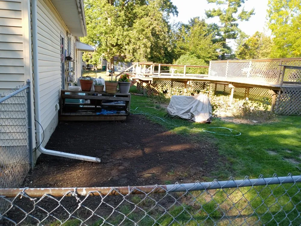 Reliable yard maintenance in Flint, MI by Nick's Outdoor services