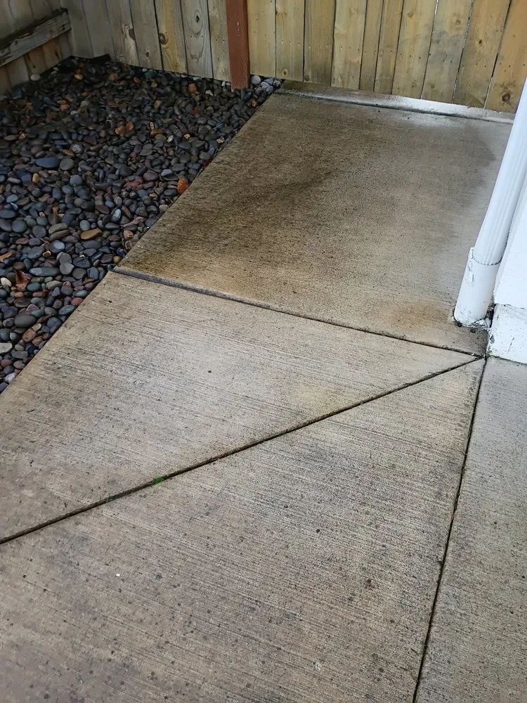 Top-rated yard maintenance in Albany, OR by Nicks Yard & Home