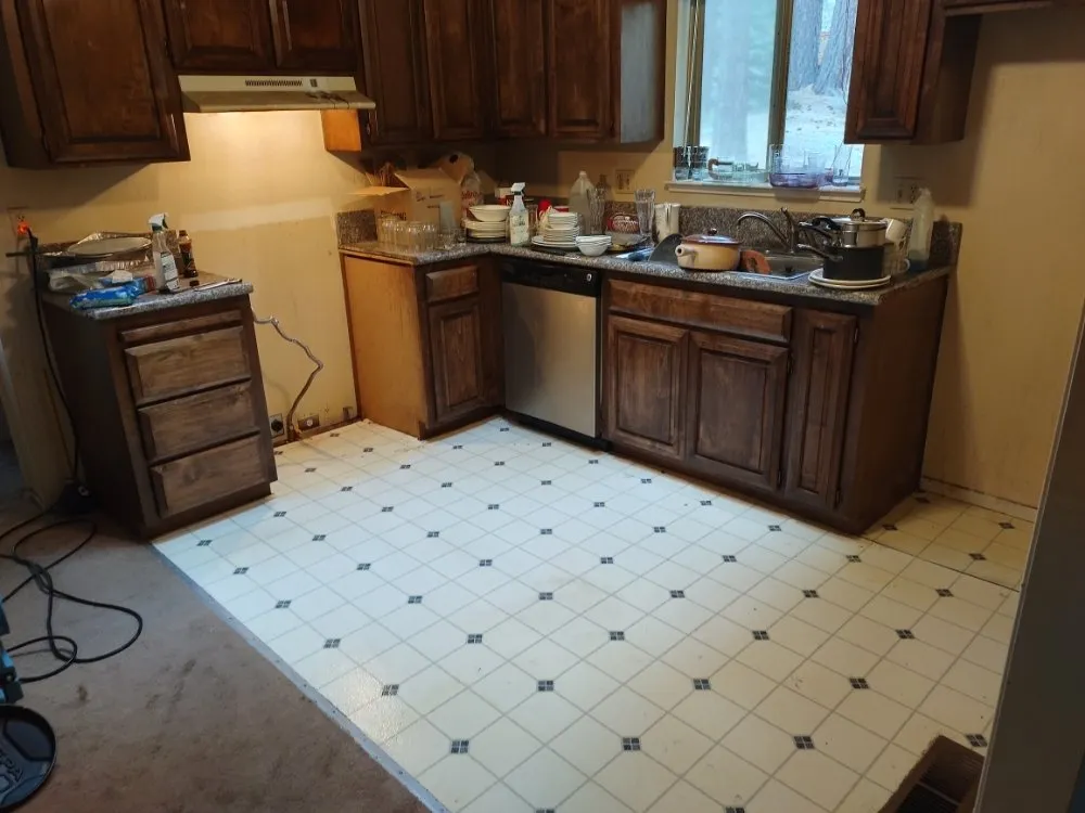 Top-rated lawn care service in Tahoma, CA - Nicky's Helping Hand