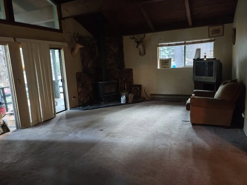 Top-rated lawn care service with custom design across Tahoma, CA - Nicky's Helping Hand