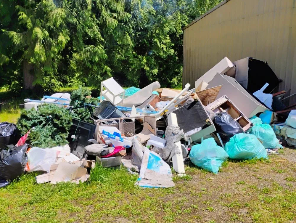 Custom residential landscaping with custom design in Olympia, WA by Nico No Limits