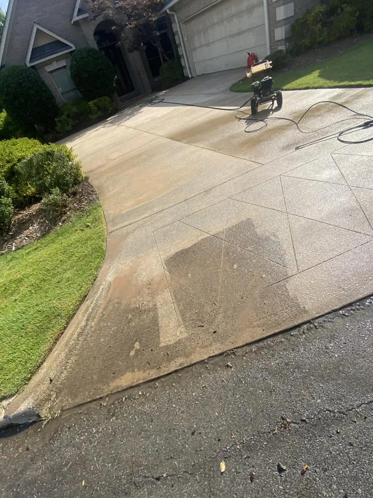 Expert lawn care service with custom design in Benton, AR by Nicole's Cleaning Service
