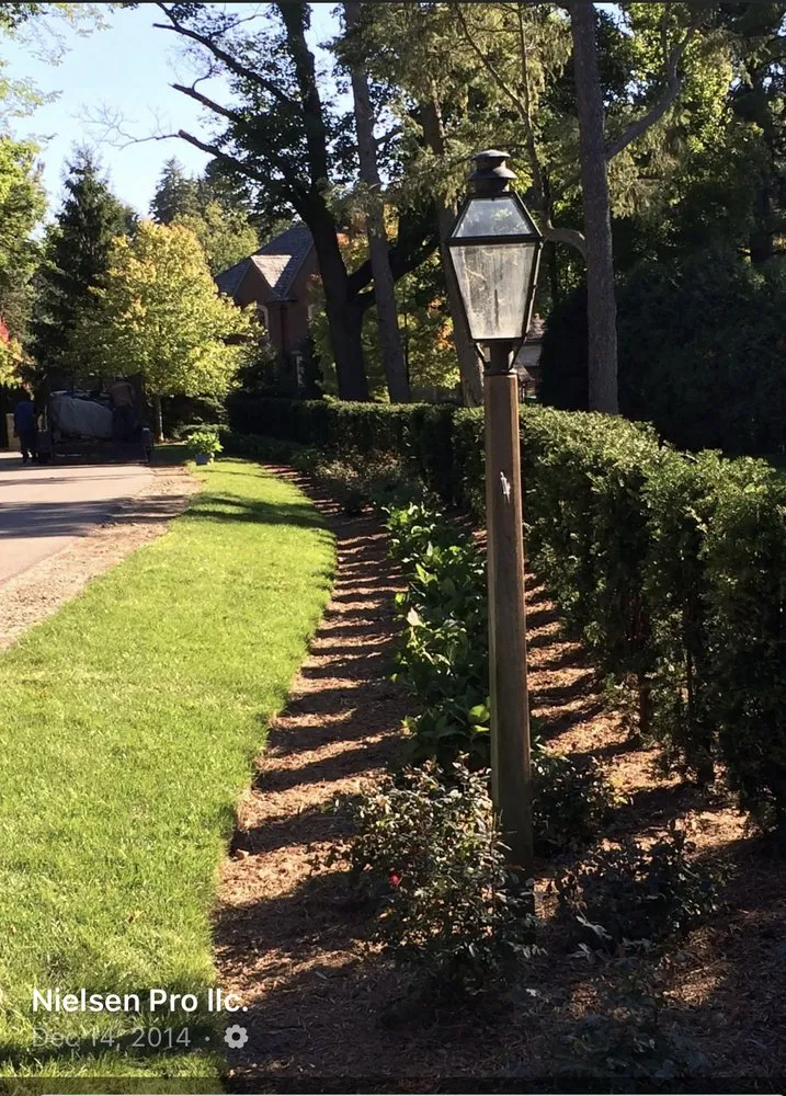 Top-rated yard maintenance for outdoor upgrades in Rochester Hills, MI by Nielsen Pro