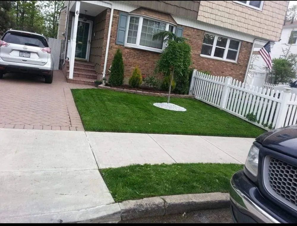 Trusted yard maintenance in Staten Island, NY - Nieto & Sons