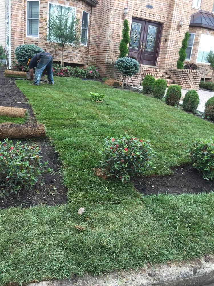Top-rated landscaping services in Staten Island, NY by Nieto & Sons