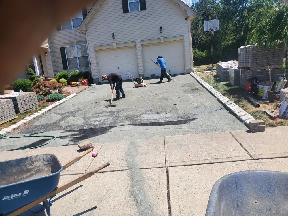 Local yard maintenance in New Brunswick, NJ by NIETO Landscaping