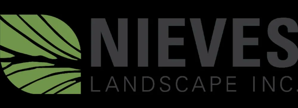 Custom lawn mowing service experts serving Santa Ana, CA - Nieves Landscape