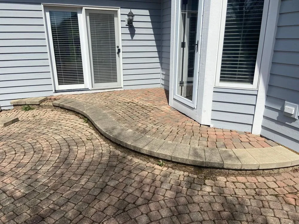 Affordable garden landscaping in Elgin, IL by Nieves Landscaping