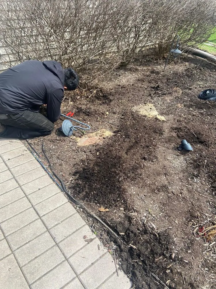 Professional landscaping services experts serving Elgin, IL - Nieves Landscaping