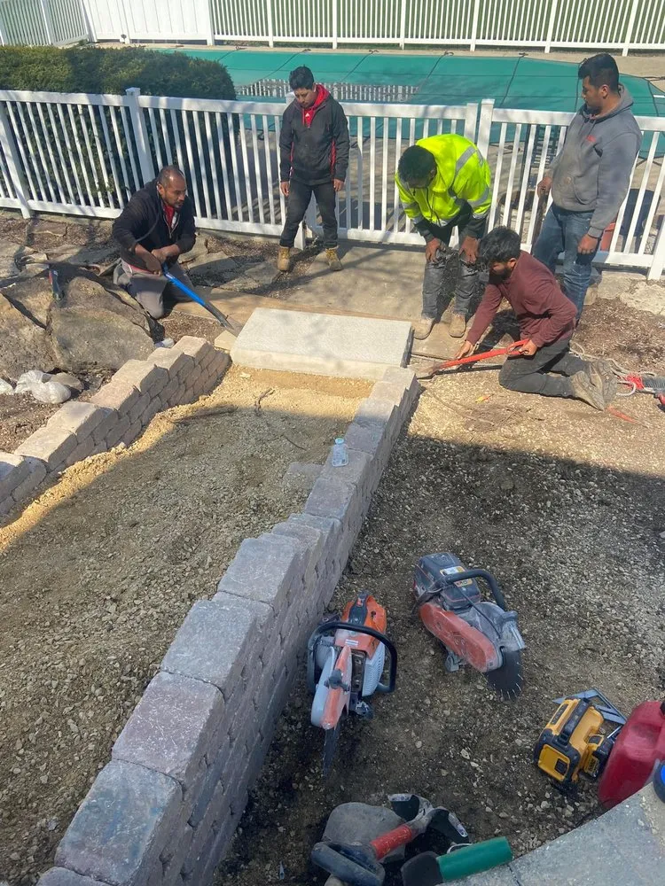 Expert lawn mowing service in Elgin, IL by Nieves Landscaping