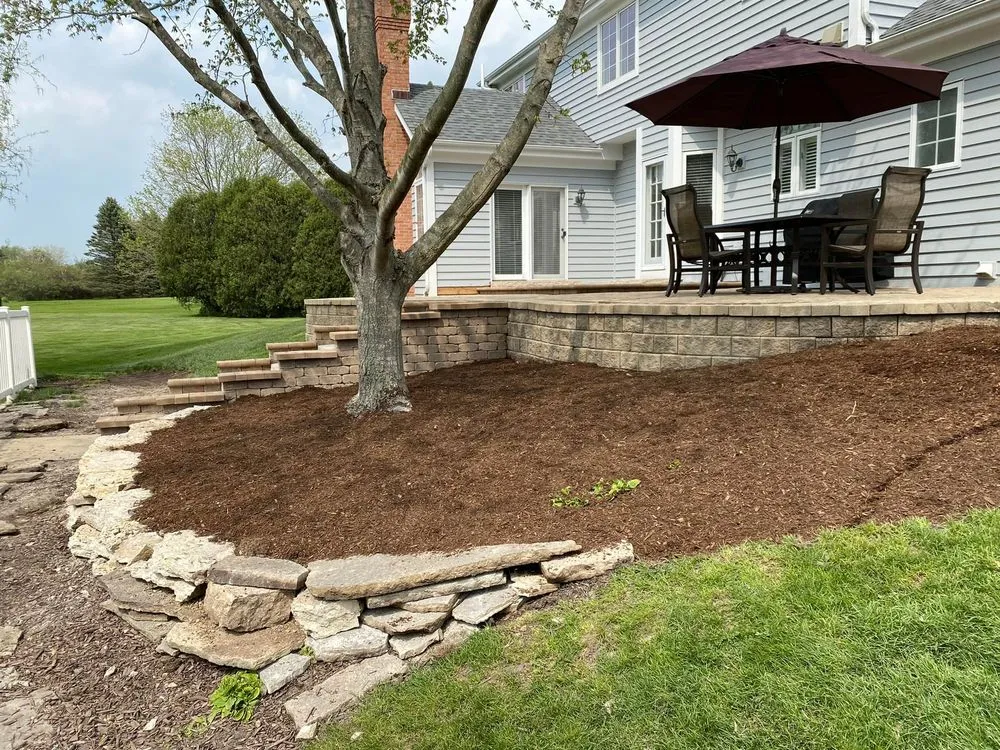 Expert landscape design with custom design in Elgin, IL by Nieves Landscaping