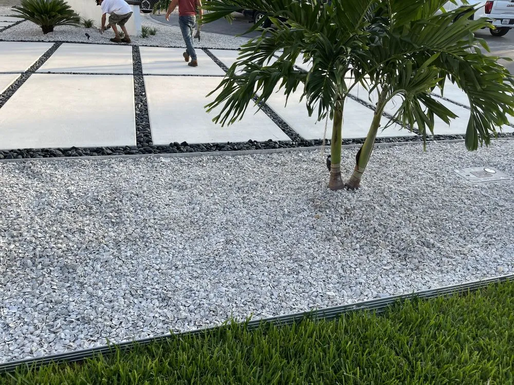 Professional yard cleanup service in Seminole, FL by Nieves Lawn Care