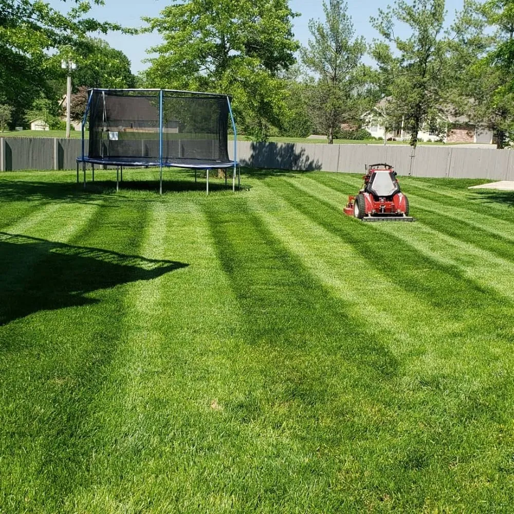 Reliable yard cleanup service for outdoor upgrades across Kearney, MO - Nighs Cutting Edge Lawn Maintenance