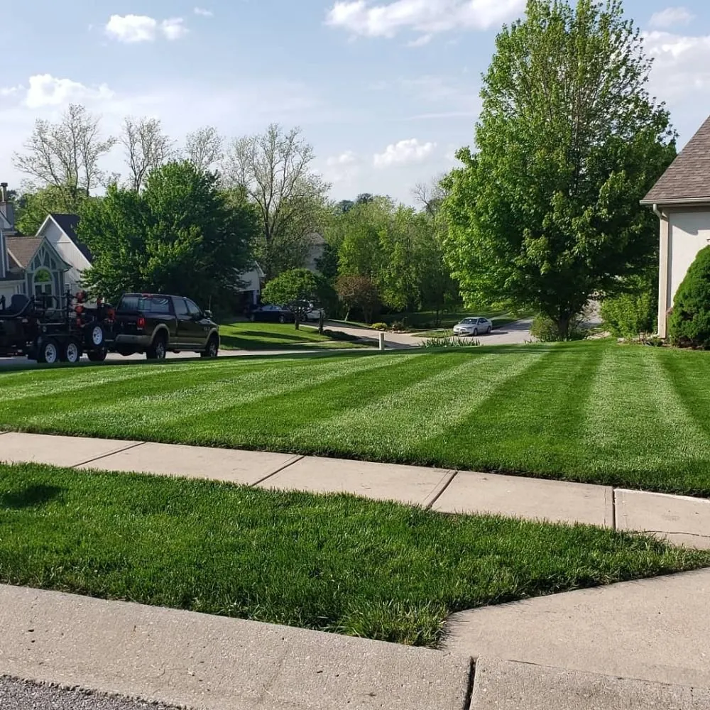 Reliable residential landscaping with custom design in Kearney, MO by Nighs Cutting Edge Lawn Maintenance