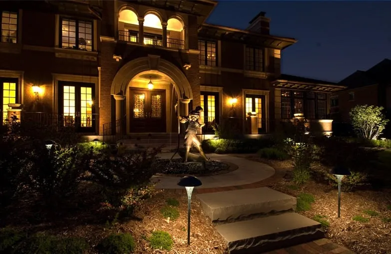 Local landscaping services near you in Lombard, IL by Night Light