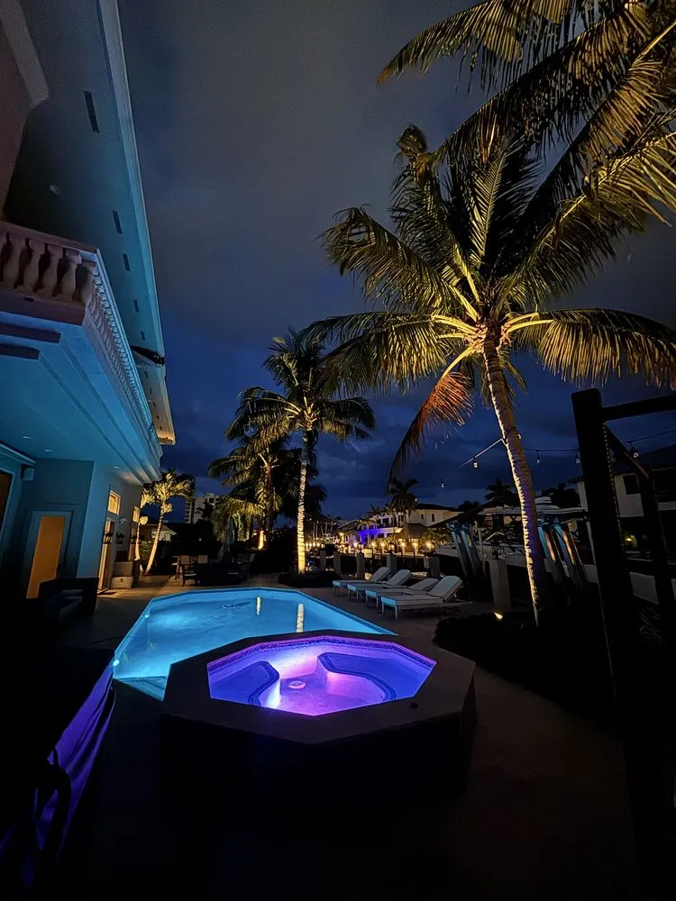 Affordable yard maintenance experts serving Wellington, FL - Nightlight Pros