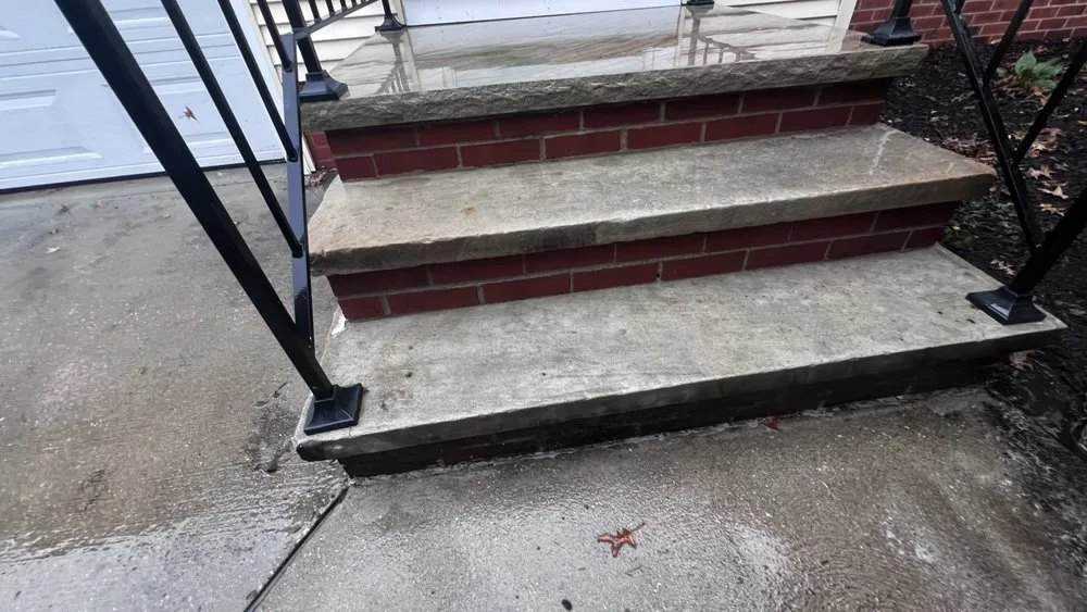 Expert outdoor landscaping experts serving Shaker Heights, OH - Niko Washing Enterprise