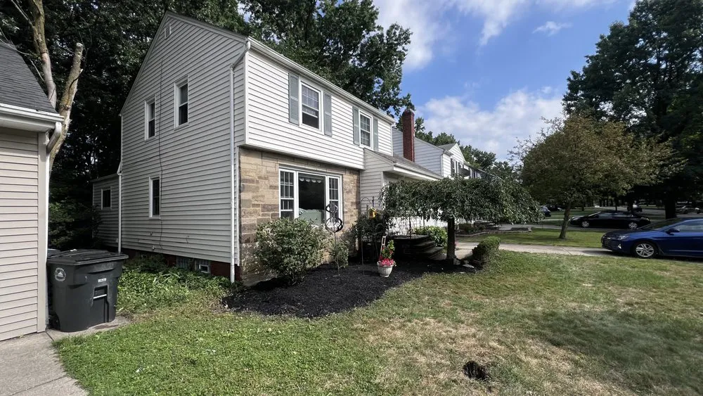 Reliable yard cleanup service experts serving Shaker Heights, OH - Niko Washing Enterprise