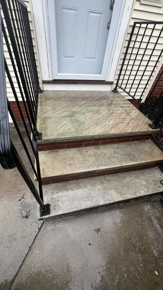 Top-rated garden landscaping in Shaker Heights, OH by Niko Washing Enterprise