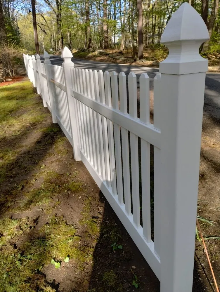 Local lawn mowing service in Framingham, MA by Nilcleaning