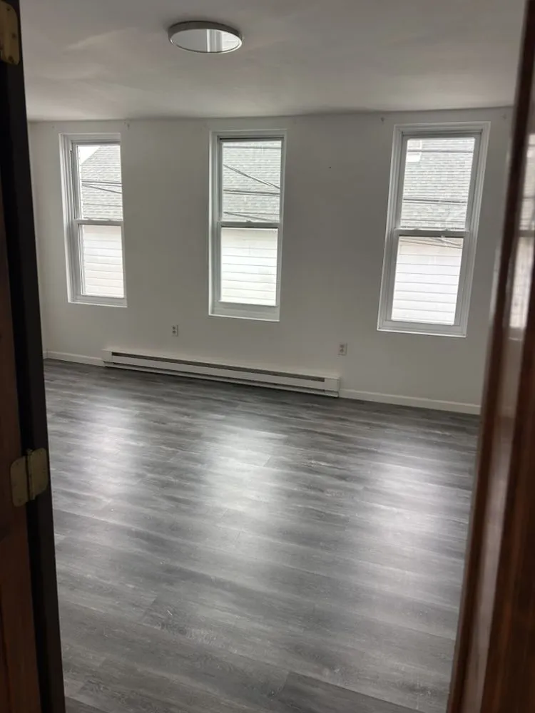 Expert lawn care service experts serving Berwick, PA - Ninas Construction And landscaping