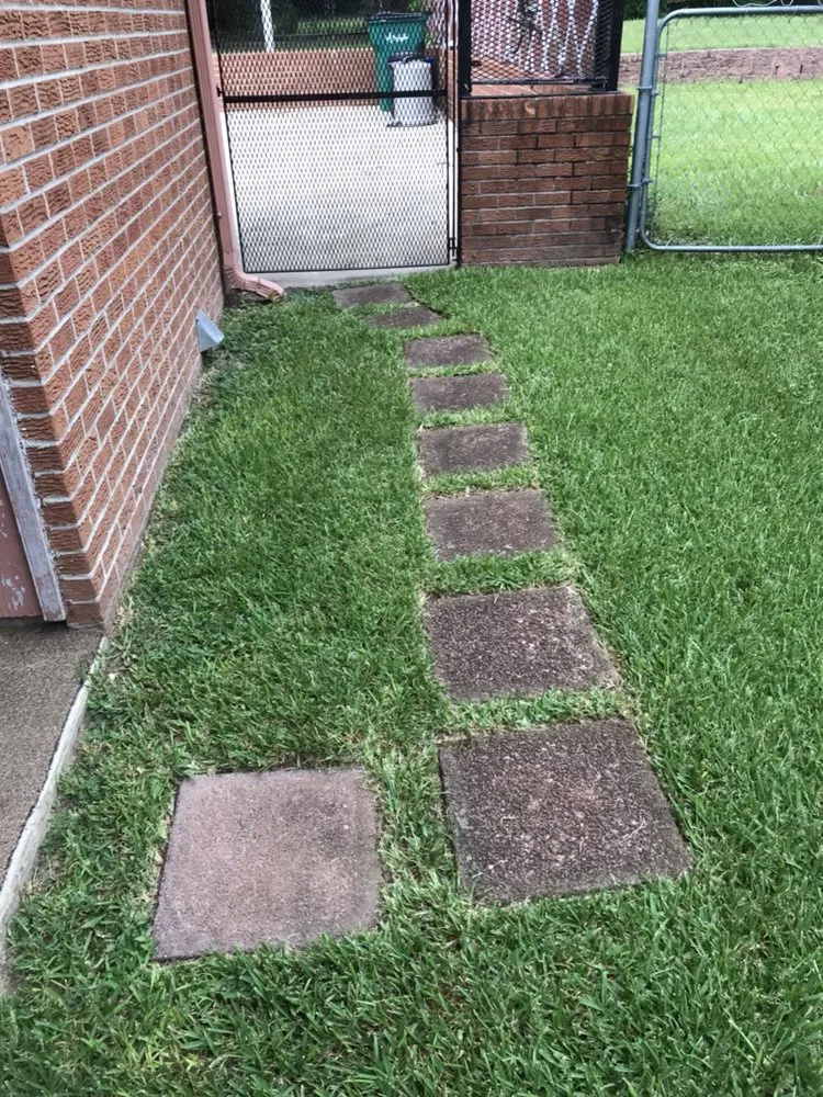 Expert residential landscaping experts serving El Dorado, AR - Nine to Five Lawn Care
