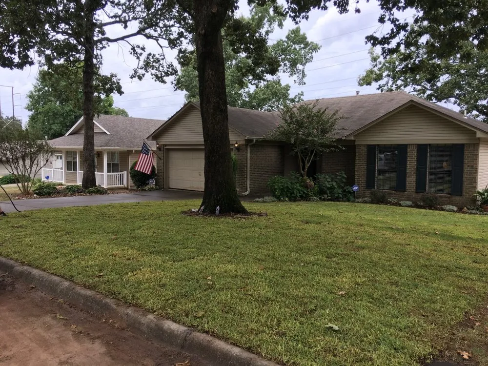 Custom outdoor landscaping in Conway, AR - NitroLawn