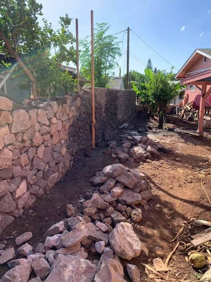 Custom yard cleanup service in Lahaina, HI by Niu Masonry