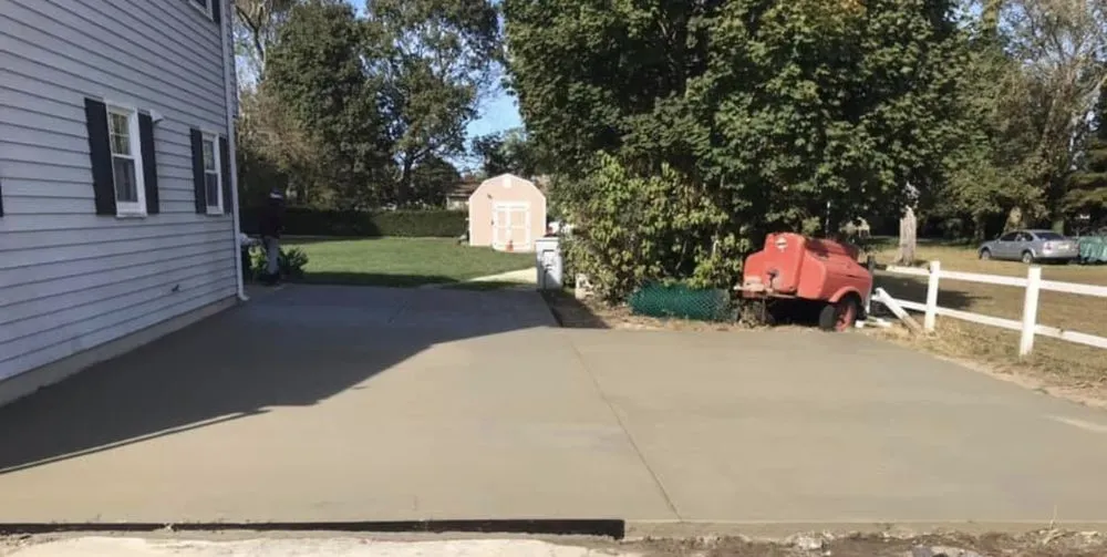 Affordable yard maintenance with custom design in Newfield, NJ by Nixsa Construction Landscaping