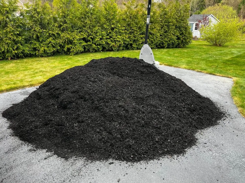 Local yard maintenance in Scotch Plains, NJ - NJ Mulching Services , Sales & Installations
