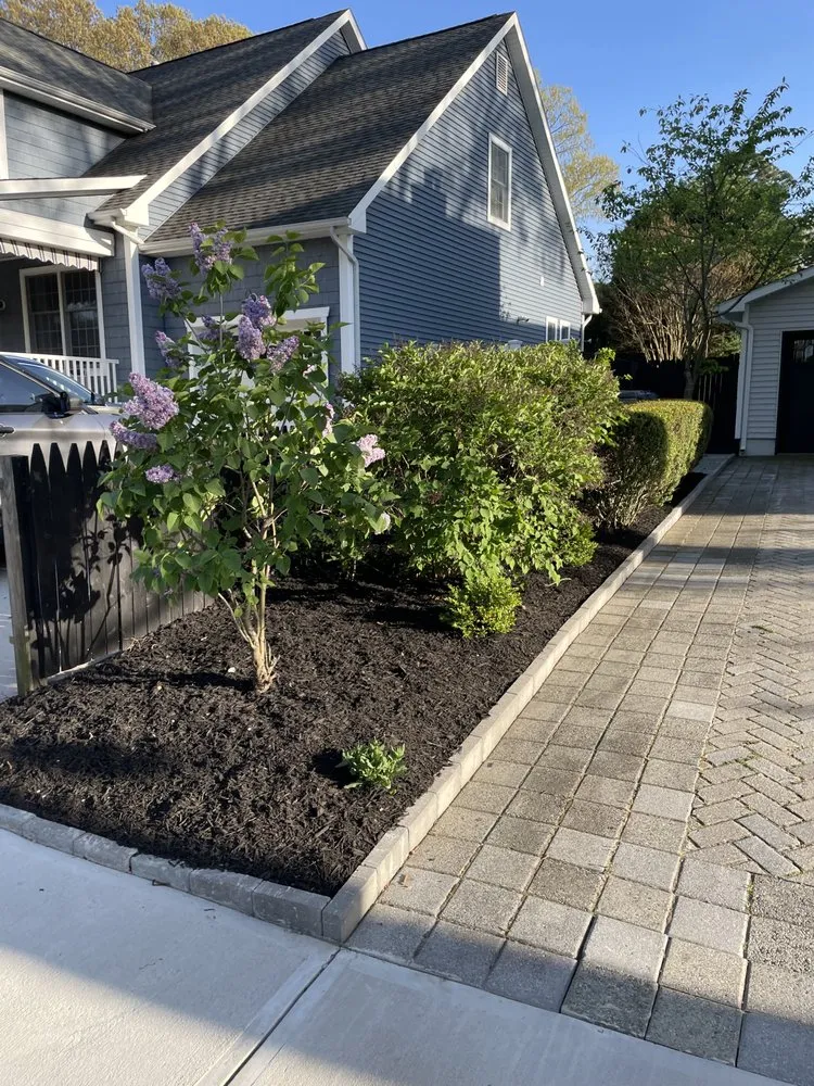 Expert yard maintenance in Toms River, NJ - NJ Top Landscape