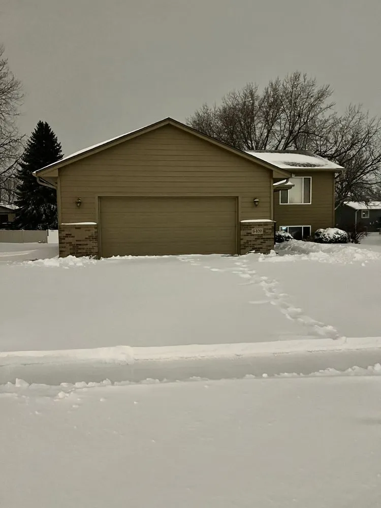 Top-rated landscape installation in Sioux Falls, SD by NJK Lawn & Snow