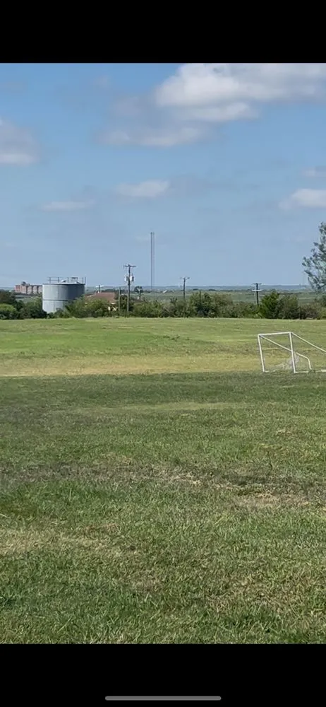 Reliable landscaping services experts serving LaCoste, TX - NJP Cutting Grass