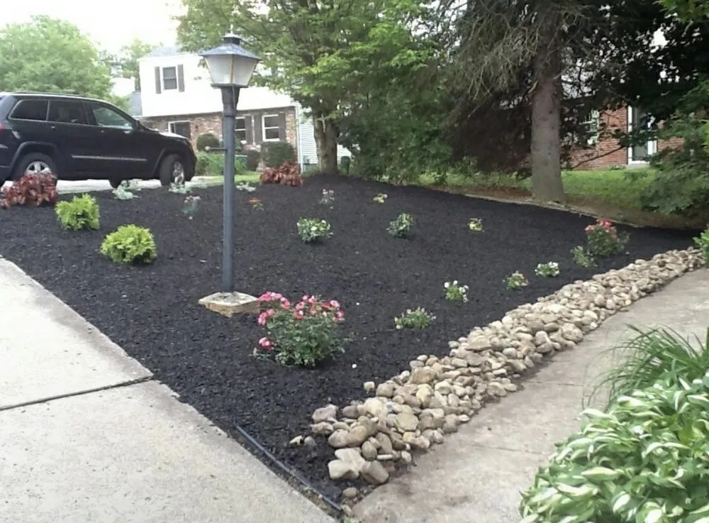 Affordable yard maintenance experts serving Carnegie, PA - NLC Landscaping