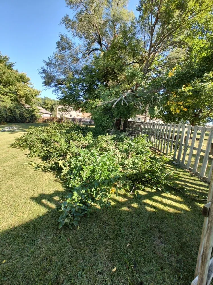 Trusted garden landscaping in Kansas City, MO by NLLP Lawn Care