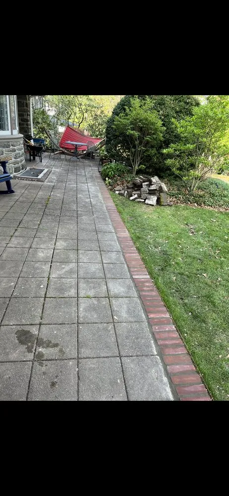 Custom yard cleanup service in Ardmore, PA - N&M Landscaping