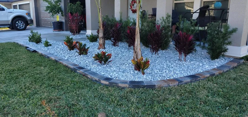 Affordable yard maintenance in Wimauma, FL by N&N Lawn And Landscape