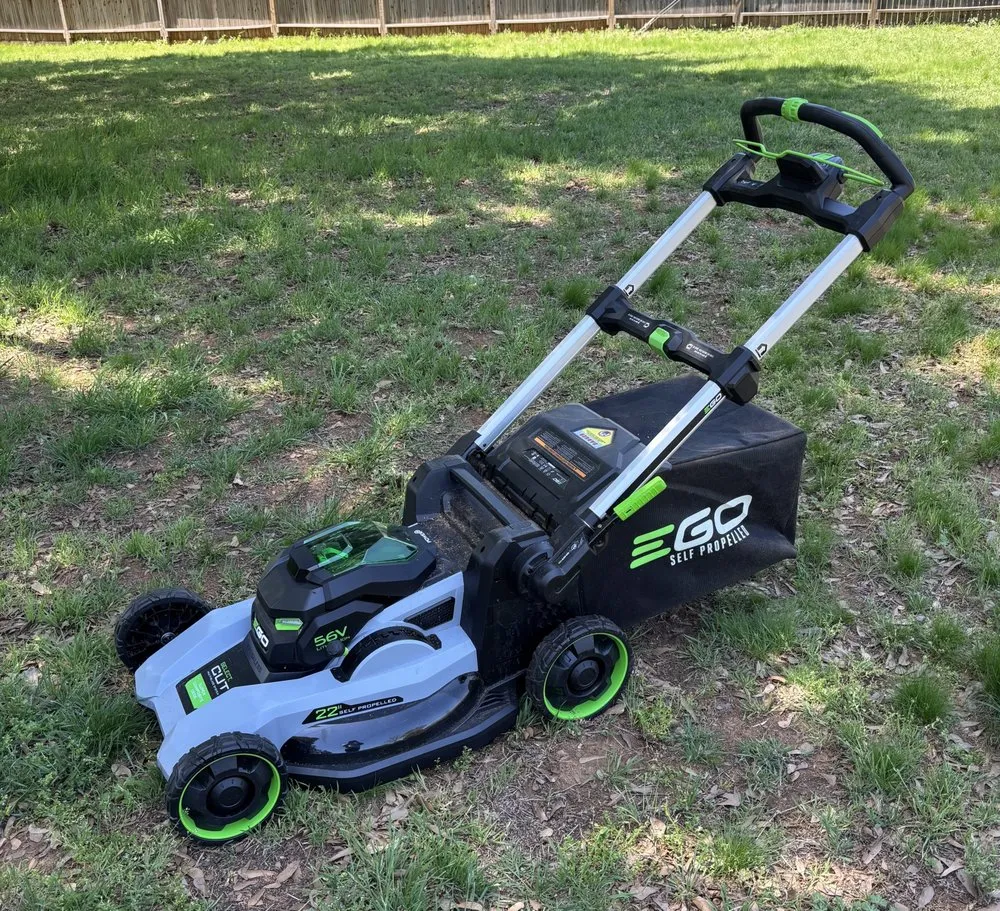 Top-rated lawn care service near you across Fort Worth, TX - No Carbon Lawn