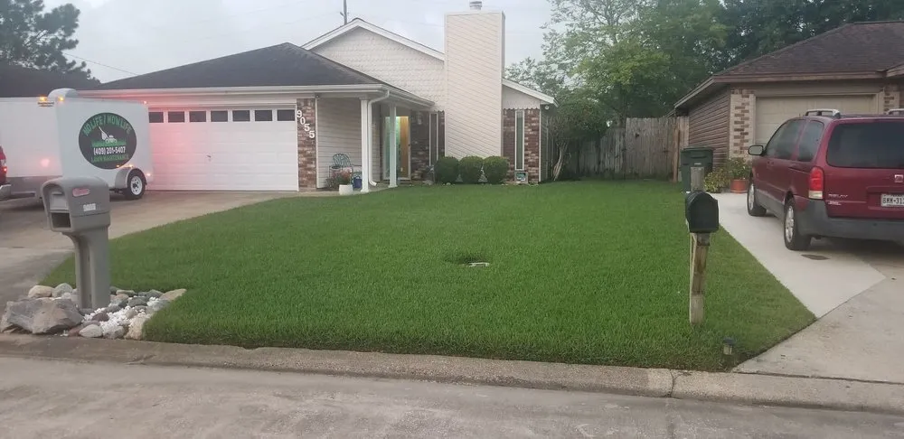 Top-rated yard cleanup service with custom design in Beaumont, TX by No Life Mow Life Lawn Maintenance