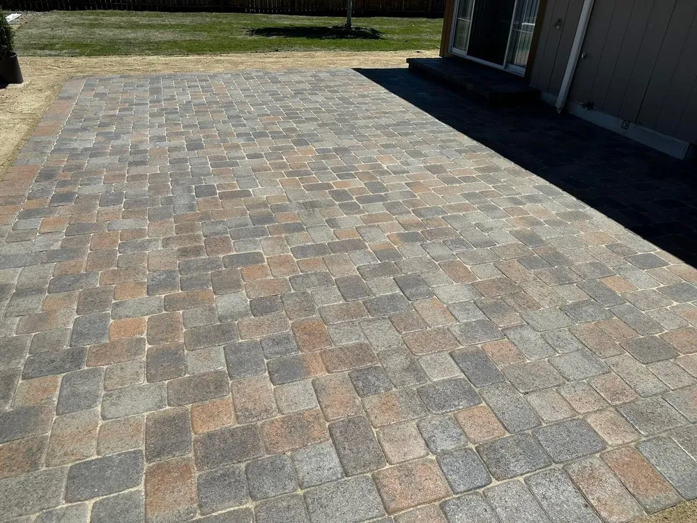 Professional yard maintenance for beautiful yards in Carson City, NV by No Limit Landscape