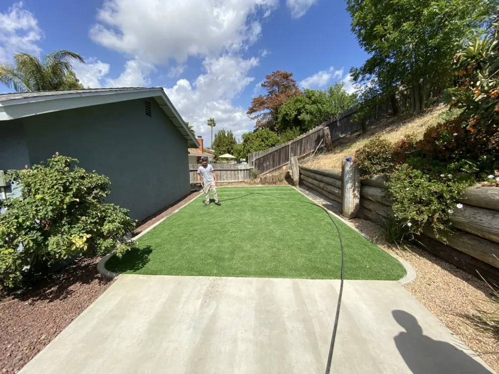 Expert yard cleanup service in Murrieta, CA by No Limit Landscape