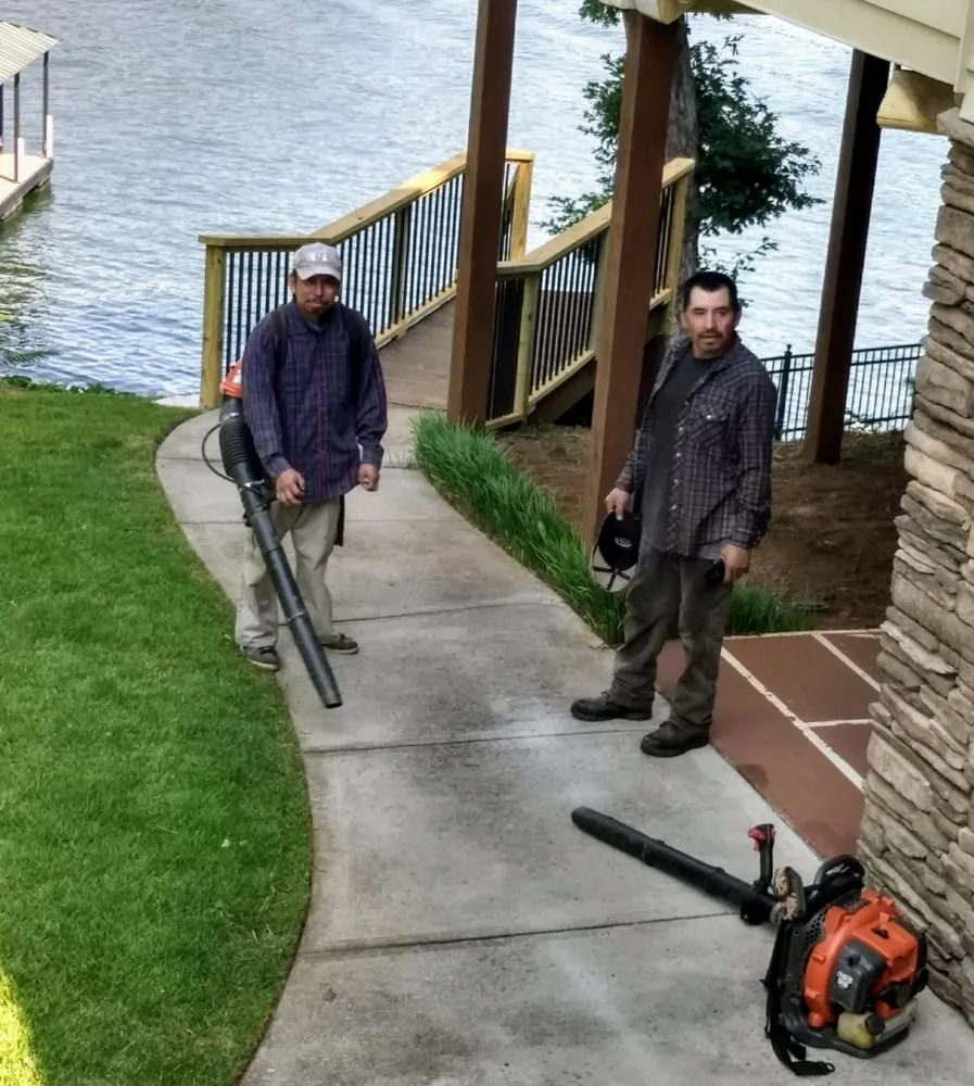 Trusted yard cleanup service in Kennesaw, GA - No Limit Landscaping